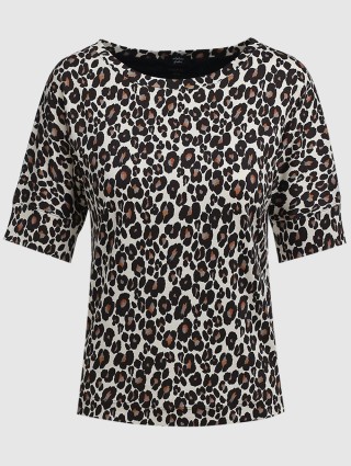 Коричневая футболка MARC CAIN: фото - Invogue