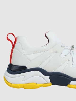 Белые сникерсы MARC CAIN: фото 5 - Invogue