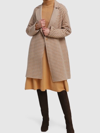 Бежевое пальто MARC CAIN: фото 1 - Invogue