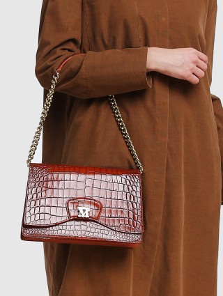 Красная сумка MAX MARA: фото 3 - Invogue