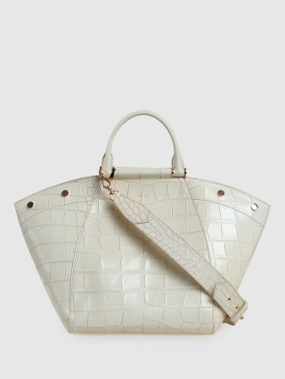 Белая сумка MAX MARA: фото - Invogue