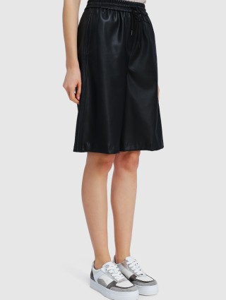 Чёрные шорты MARC CAIN: фото 3 - Invogue