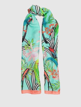 Молочный шарф MARC CAIN: фото - Invogue