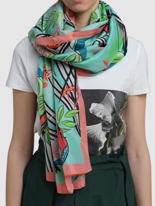 Молочный шарф MARC CAIN: фото 1 - Invogue