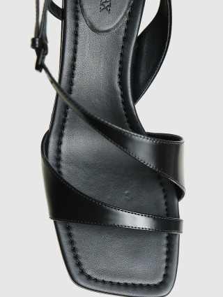 Чорні босоніжки SPORTMAX : фото 4 - Invogue