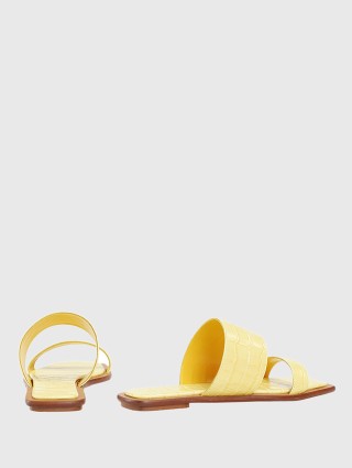 Жёлтые шлепанцы MAX&CO: фото 3 - Invogue