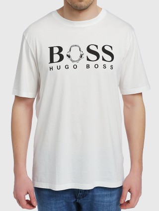 Молочная футболка BOSS: фото 3 - Invogue