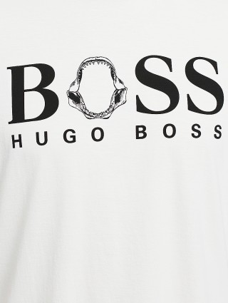 Молочная футболка BOSS: фото 5 - Invogue