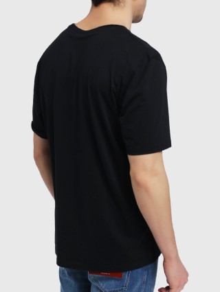 Чёрная футболка BOSS: фото 4 - Invogue