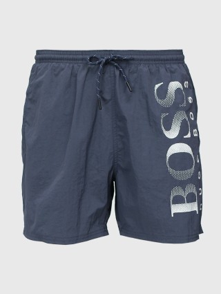 Серые шорты BOSS: фото - Invogue