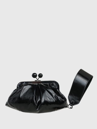 Чёрный клатч WEEKEND ACCESSORIES: фото - Invogue