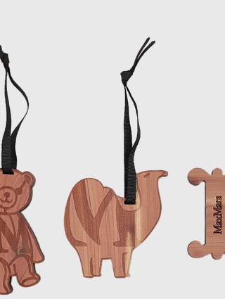 Коричневый брелок MAX MARA: фото 1 - Invogue