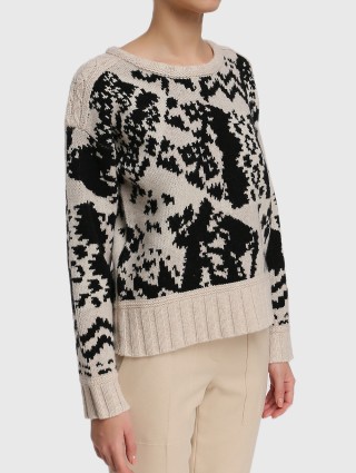 Сірий светр MARC CAIN : фото 2 - Invogue