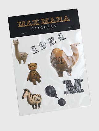 Разноцветные наклейки MAX MARA: фото - Invogue
