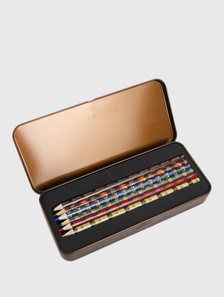 Разноцветные карандаши MAX MARA: фото 1 - Invogue