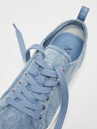 Синие сникерсы MAX&CO: фото 3 - Invogue