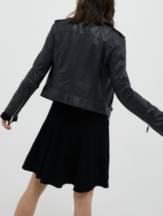 Чорна куртка MAX&CO : фото 2 - Invogue