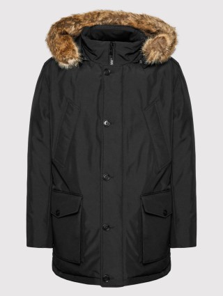 Чорна куртка BOSS : фото - Invogue