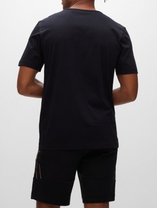 Чёрная футболка BOSS: фото 2 - Invogue