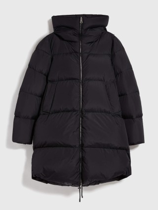 Черное пальто пух SPORTMAX: фото - Invogue