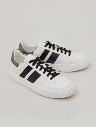 Білі снікерси PERSONA : фото 1 - Invogue