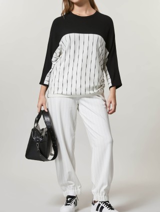 Чорний светр PERSONA : фото 3 - Invogue