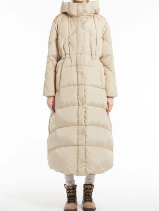 Пальто WEEKEND MAX MARA (24402): фото 1 - Invogue