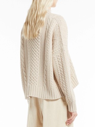 Бежевый свитер WEEKEND MAX MARA: фото 2 - Invogue