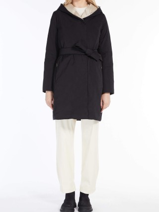 Чорне пальто WEEKEND MAX MARA : фото 1 - Invogue