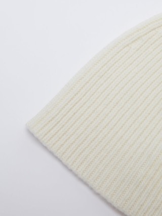 Біла шапка MAX MARA : фото 1 - Invogue