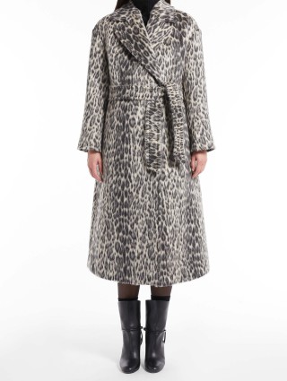 Черное пальто MAX MARA: фото 1 - Invogue