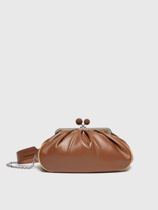 Коричнева сумка WEEKEND ACCESSORIES : фото - Invogue