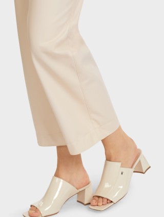 Бежеві брюки MARC CAIN : фото 4 - Invogue