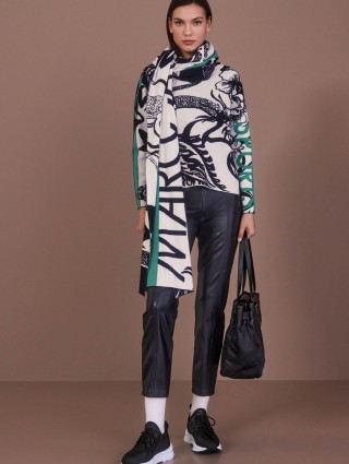 Сині брюки MARC CAIN : фото 5 - Invogue