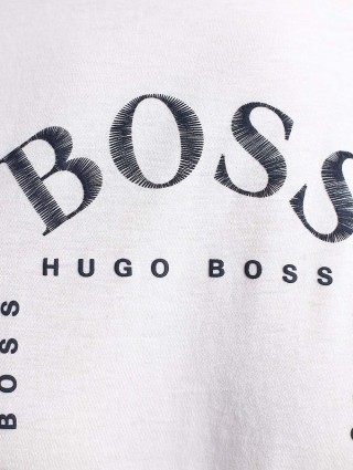 Белая футболка BOSS: фото 7 - Invogue