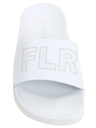 Белые шлепанцы FLORENS: фото 3 - Invogue