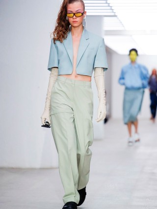 Голубой пиджак PUSHBUTTON: фото 1 - Invogue