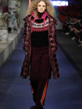 Пальто MARC CAIN (1827): фото 3 - Invogue