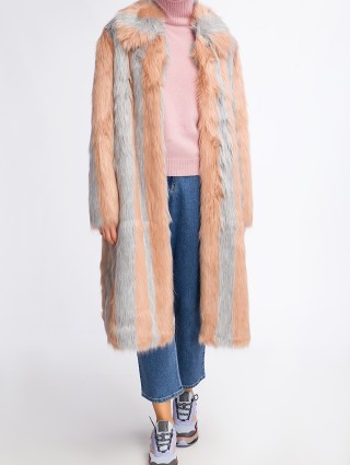 Шуба Stand (21): фото 1 - Invogue