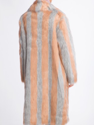 Шуба Stand (21): фото 4 - Invogue