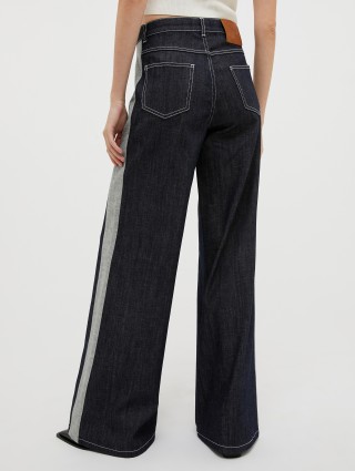 Темно-сині джинси Max&Co у стилі 90-х: фото 2 - Invogue