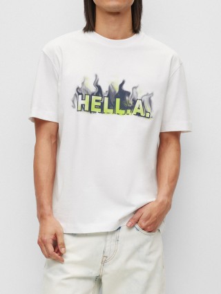 Біла футболка BOSS : фото 1 - Invogue