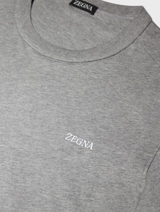 Серая базовая футболка Zegna из хлопкового трикотажа с эмблемой: фото 3 - Invogue