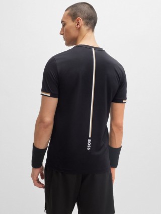 Чорна футболка BOSS з логотипом: фото 2 - Invogue