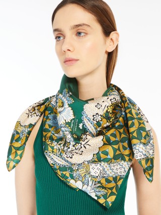 Жёлтый платок WEEKEND ACCESSORIES: фото 1 - Invogue