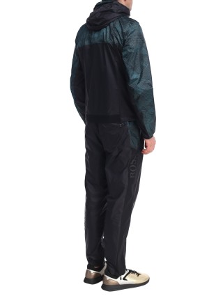 Чёрная куртка BOSS: фото 1 - Invogue