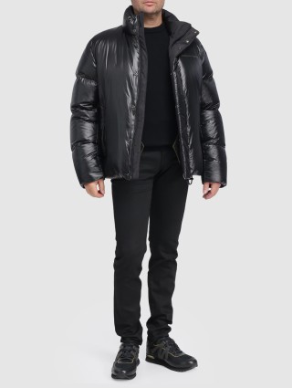 Чёрная куртка BOSS: фото 1 - Invogue