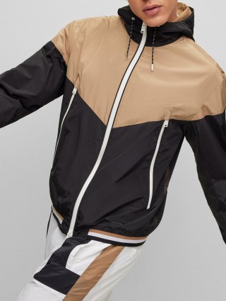 Бежева куртка BOSS : фото 3 - Invogue