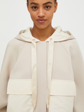 Бежевий бомбер Max&Co з трикотажу і технічної тканини: фото 2 - Invogue