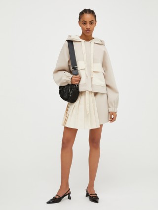 Бежевий бомбер Max&Co з трикотажу і технічної тканини: фото 4 - Invogue